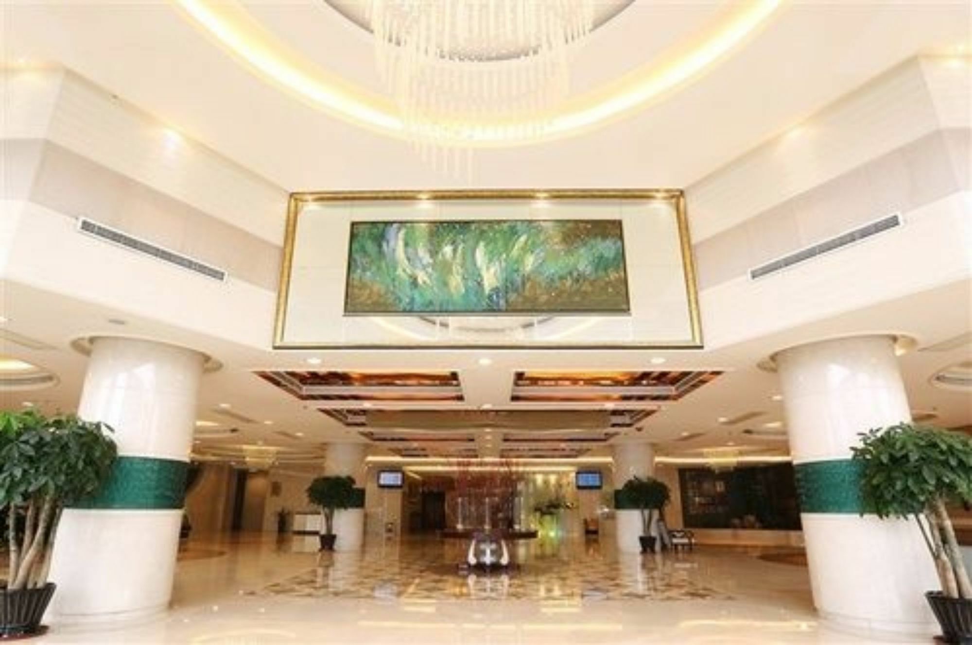 Qingdao Kuaitong International Hotel Dış mekan fotoğraf